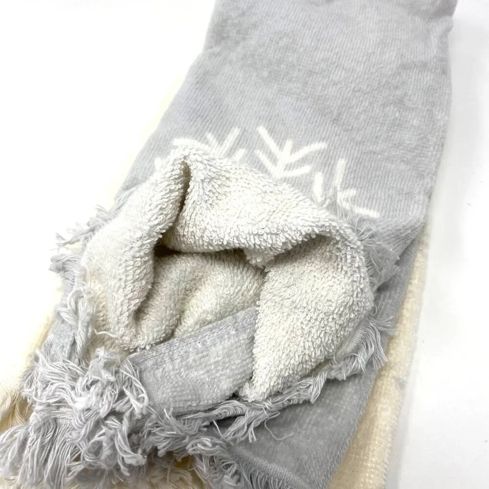 Target 2 Pack Christmas Snowflake Hand Towels Snowflake Gray/White Wondershop™